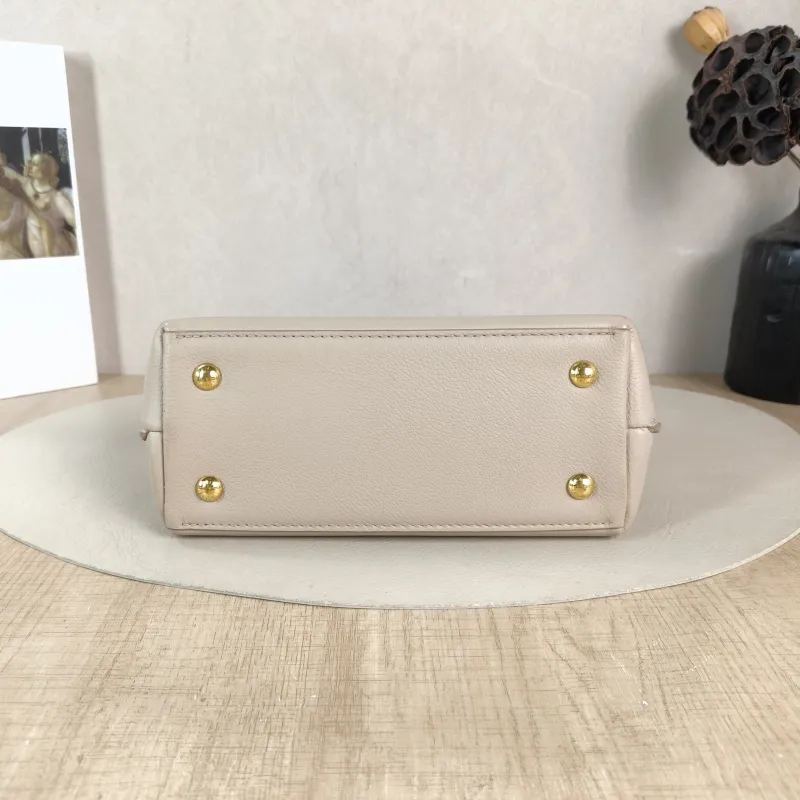 Louis Vuitton Crossbody Bag Lockme Ever Top Handle Bag Calfskin Mini 23 × 10 × 17 cm — cover view 2 of 6