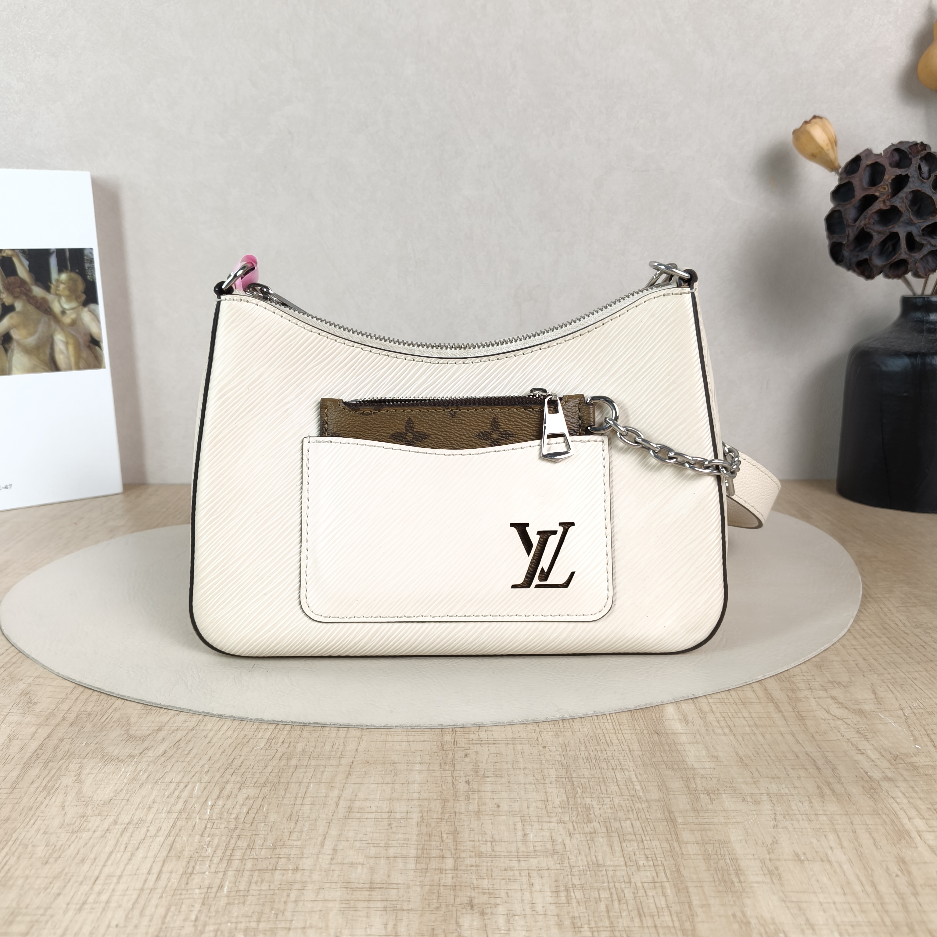 Louis Vuitton Crossbody Bag MARELLE White Epi Embossed Calfskin Small25 × 8 × 15 cm