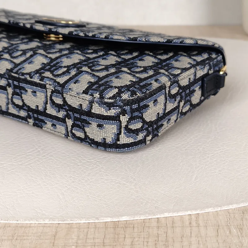 DIOR Crossbody Bag30 Montaigne woc Blue Canvas One Size21.5 × 3 × 12 cm — detail view 1 of 13