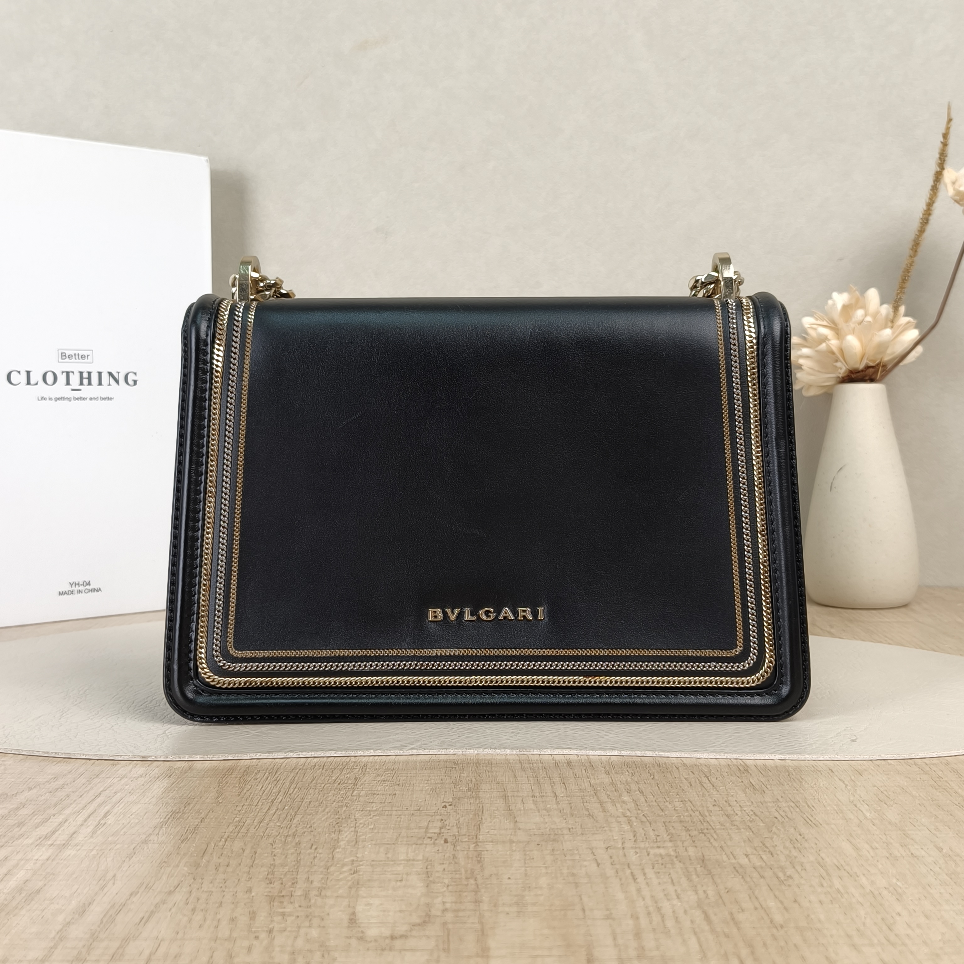 Bvlgari Shoulder Bag Serpenti Forever Collection Crossbody Bag Black Calfskin24 × 6 × 15.5 cm — cover view 3 of 4