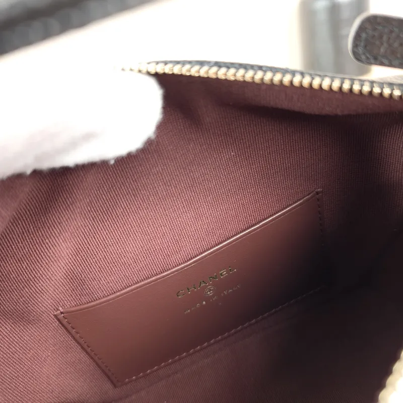 Chanel Crossbody Bag25c Vanity Case Bag Black Grained Calfskin One Size16 × 6 × 13 cm — detail view 2 of 11
