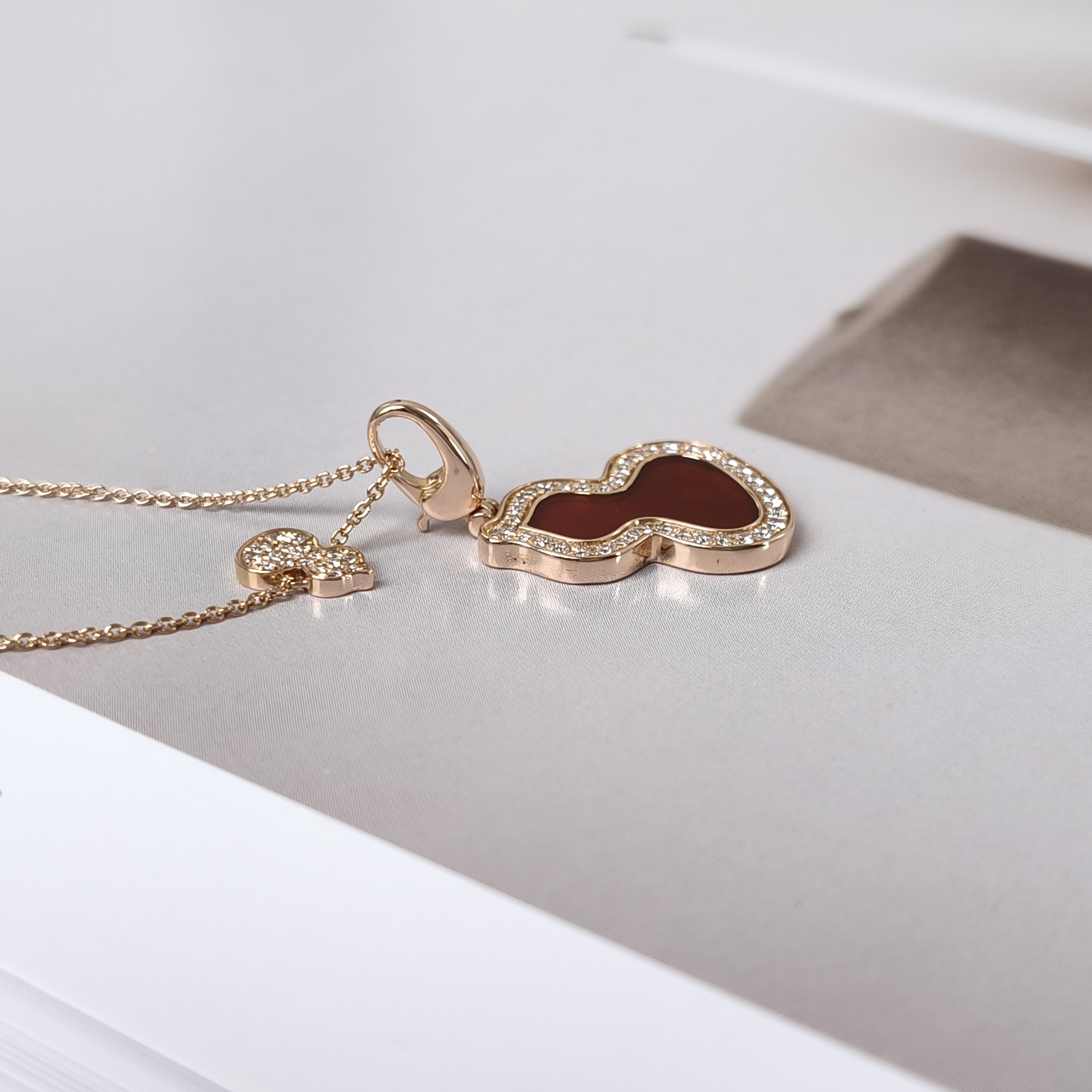 Qeelin Necklace Wulu Collection Necklace Red Agate18K Diamond One Size40cm Pendant1.8cm One Size — cover view 6 of 14