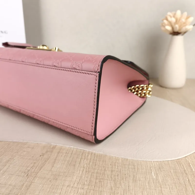 GUCCI Crossbody Bag Padlock Pink Calfskin Medium30 × 10 × 19 cm — detail view 10 of 11