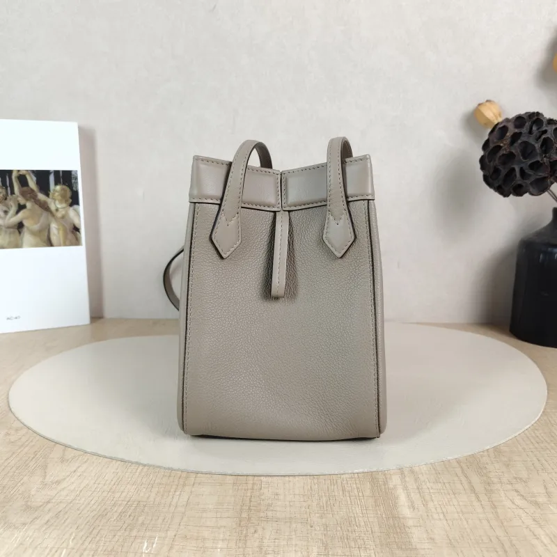 FENDI Crossbody Bag origami Grey Calfskin Mini 18.5 × 15 × 15 cm — cover view 5 of 5