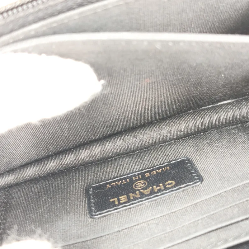 Chanel Crossbody Bag trendy cc woc Black Lambskin Mini 15.5 × 4 × 11 cm 30 — detail view 1 of 14