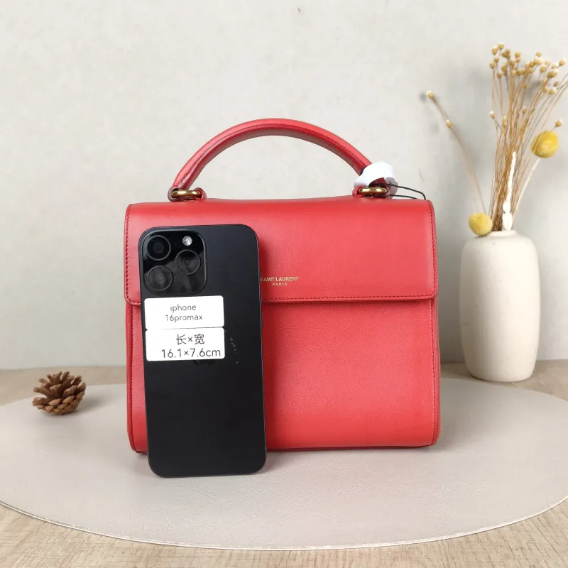 SAINT LAURENT Shoulder Bag Shoulder Bag Red Calfskin One Size21 × 10 × 17 cm — cover view 2 of 5