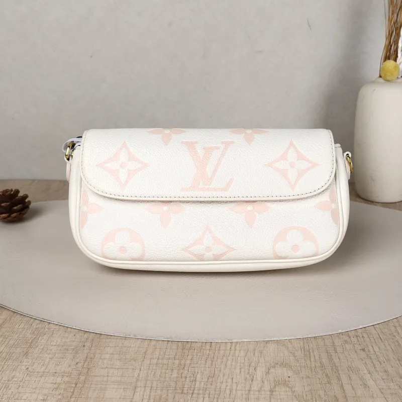 Louis Vuitton Crossbody Bag IVY White · Pink Empreinte Embossed Calfskin Monogram Small23.5 × 4.3 × 12 cm