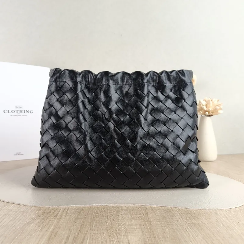 Bottega Veneta Shoulder Bag Dustbag Shoulder Bag Black Calfskin Medium 32 × 1 × 23 cm