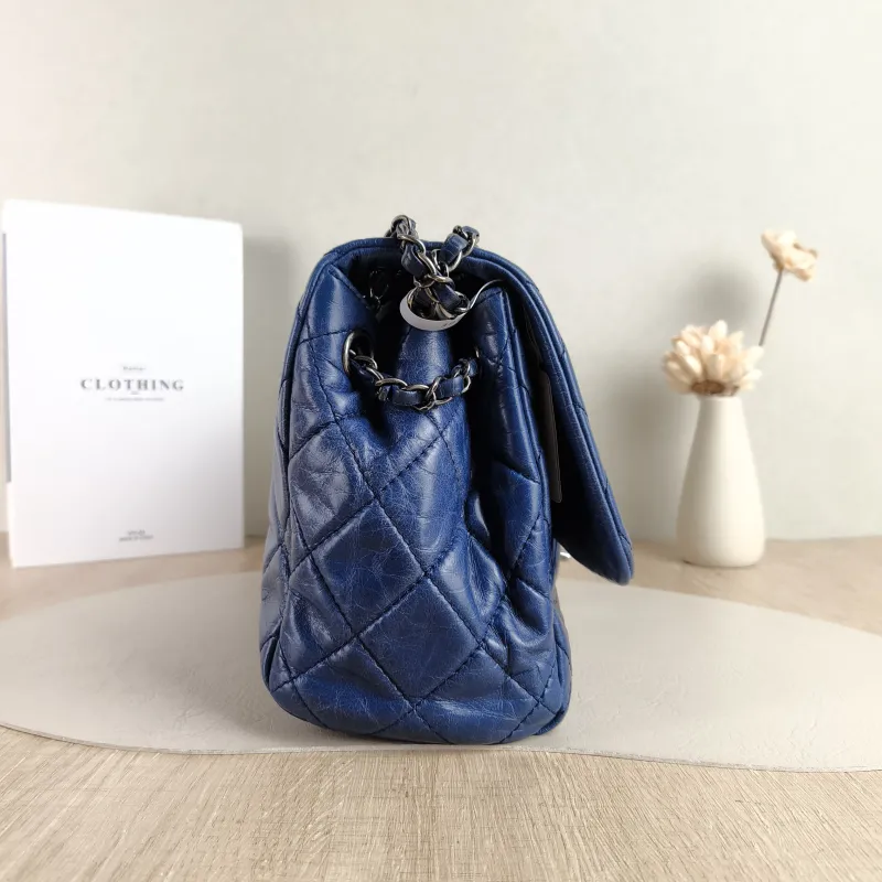 Chanel Crossbody Bag cf Collection Crossbody Bag Navy Calfskin Large 30 × 11 × 20 cm 20 — detail view 11 of 13