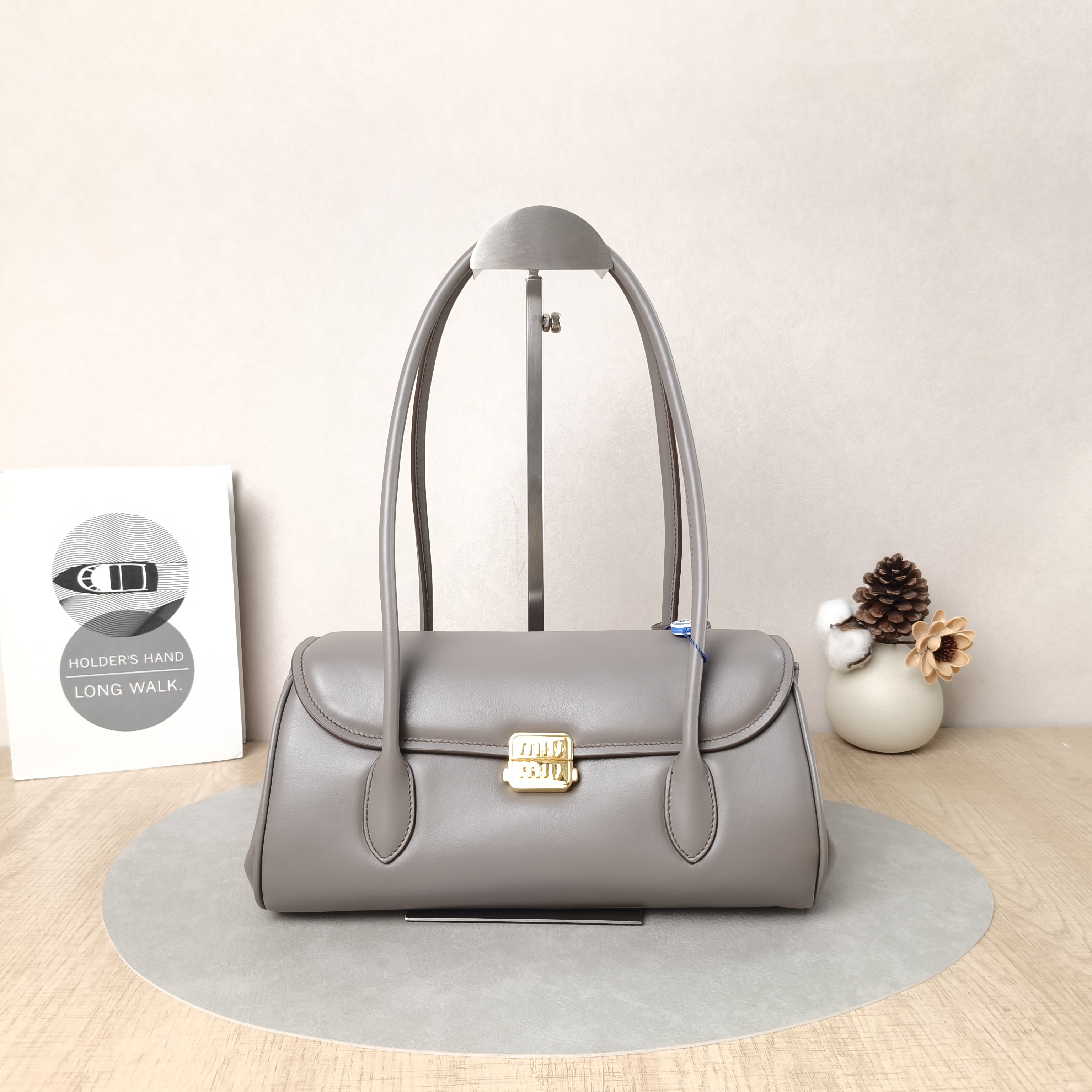 Miumiu Shoulder Bag Grey Calfskin One Size28 × 12 × 14 cm