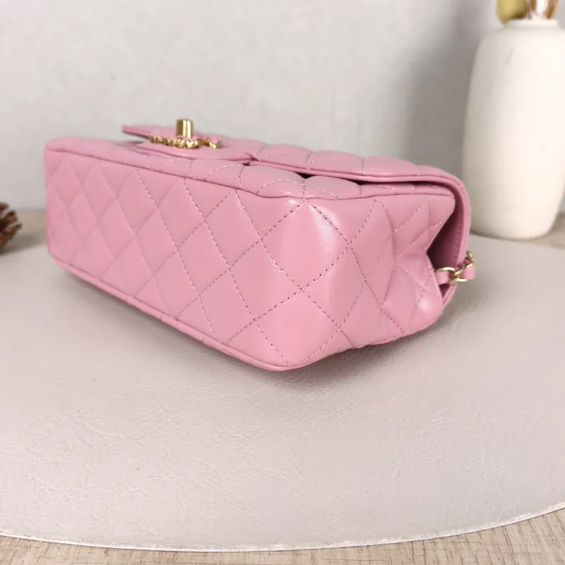 Chanel Crossbody Bag mini Lambskin mini21 × 6 × 12 cm — detail view 10 of 15