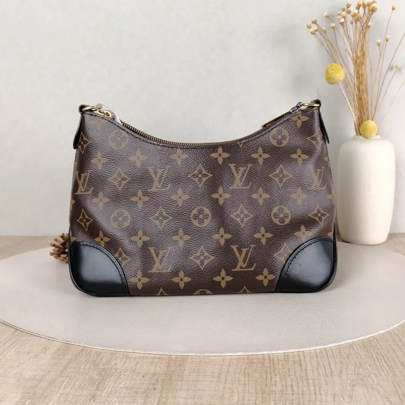Louis Vuitton Crossbody Bag Boulogne PVC Small 26 × 9.5 × 16 cm