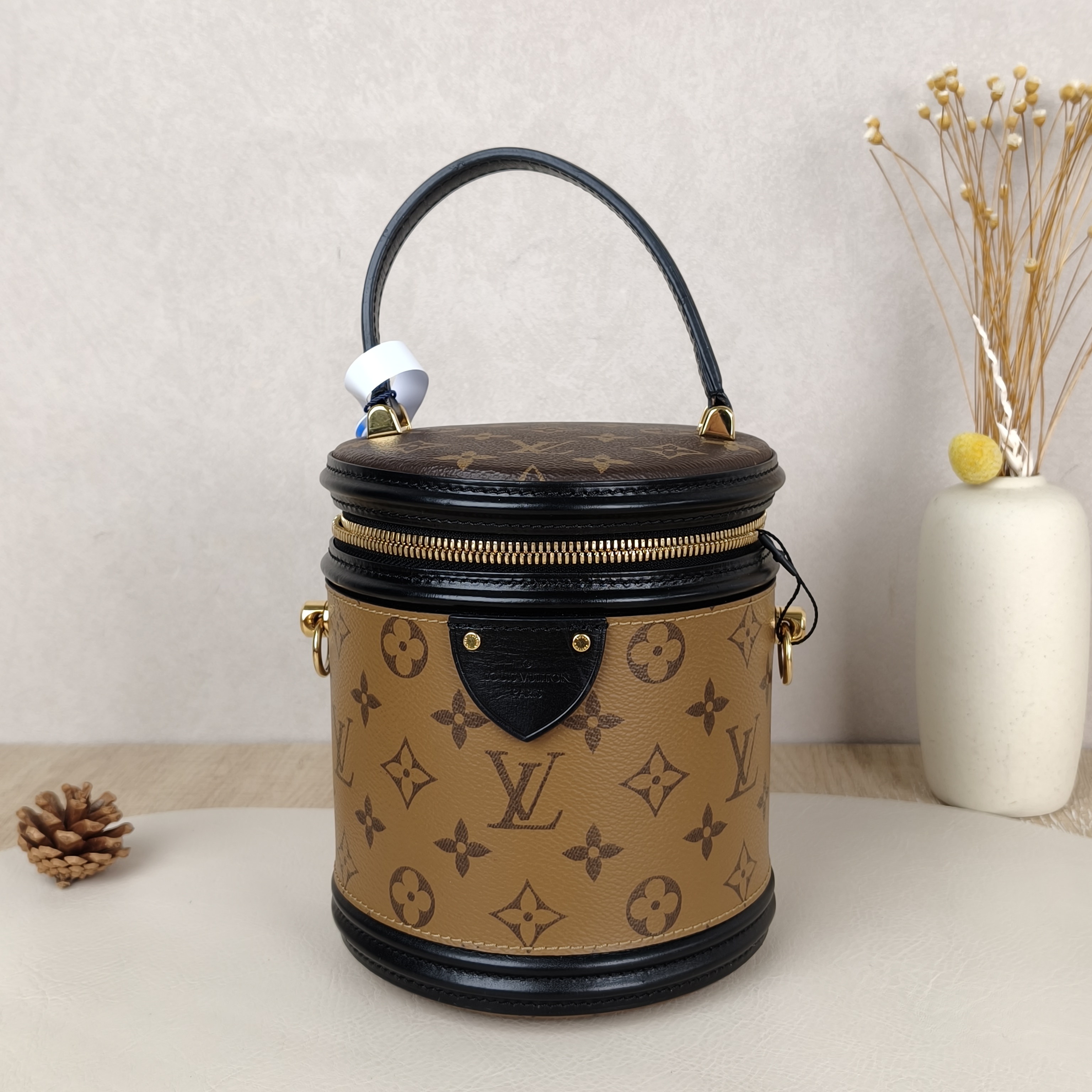 Louis Vuitton Crossbody Bag Cannes Monogram PV Cmini15 × 15 × 17 cm