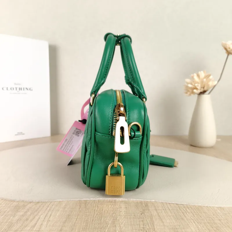 Miumiu Top Handle Bag Arcadie MatelasséCollection Edition Green Lambskin Small 19 × 6 × 13 cm — detail view 5 of 11