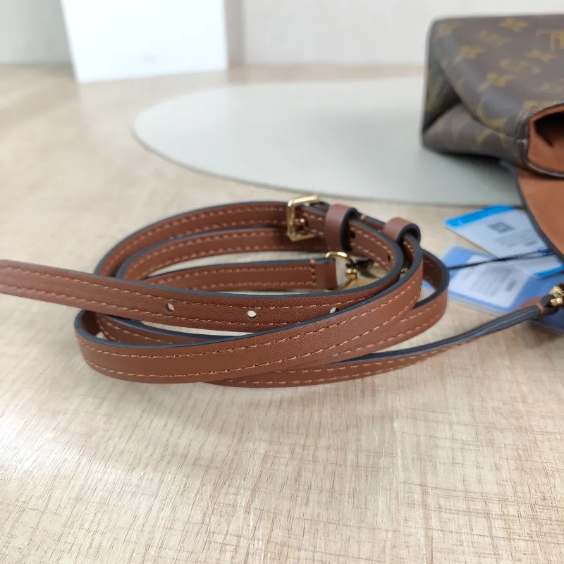 Louis Vuitton Crossbody Bag Locky BB Caramel PVC BB 20 × 7.5 × 16 cm — detail view 5 of 14
