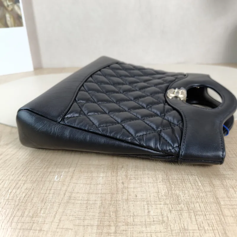 Chanel Crossbody Bag 31Bag Black Calfskin Mini 23 × 5.5 × 22 cm — detail view 11 of 12