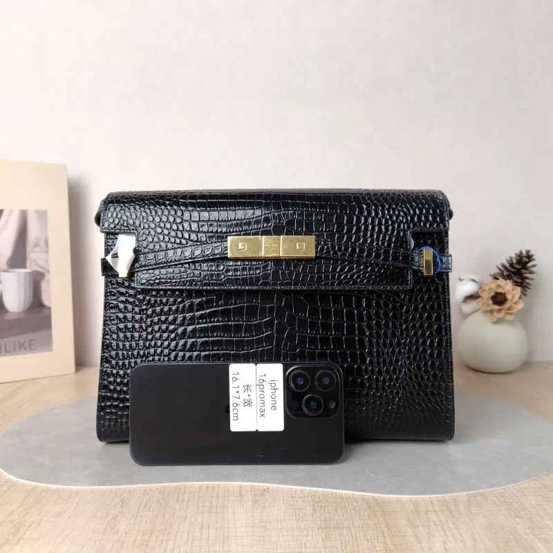 SAINT LAURENT Shoulder Bag MANHATTAN Black Calfskin Medium 29 × 7.5 × 20 cm — cover view 3 of 5