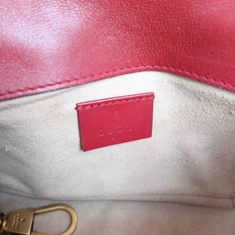 GUCCI Crossbody Bag GG Marmont Mini Marmont Mini Red Calfskinmini16.5 × 4.5 × 9.5 cm — detail view 10 of 12