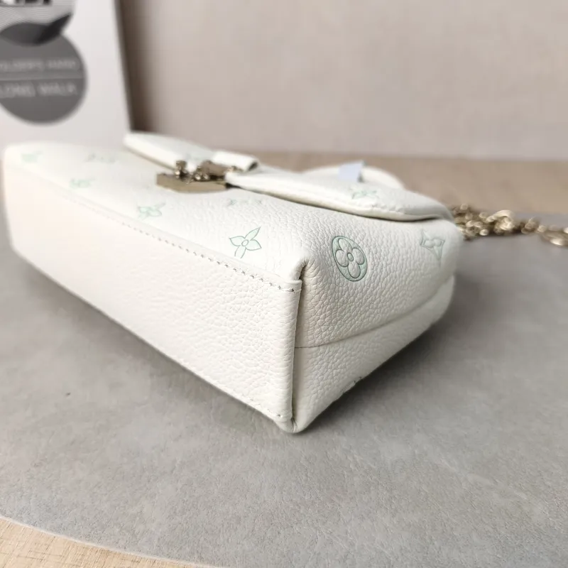 Louis Vuitton Crossbody Bag MADELEINE White · Green Calfskinnano21 × 6 × 12.5 cm — detail view 1 of 14