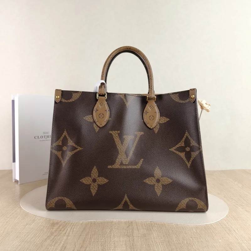 Louis Vuitton Shoulder Bag Onthego Medium Monogram PVC Medium 35 × 14 × 27 cm