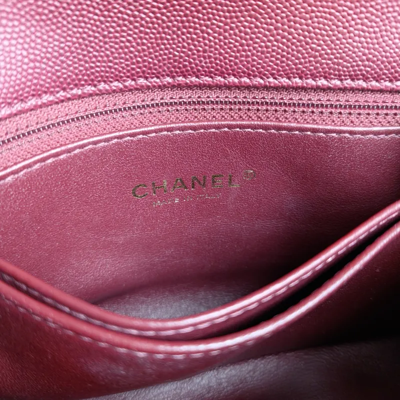 Chanel Crossbody Bag Coco Handle​Burgundy Calfskin Small24 × 10 × 14 cm — detail view 3 of 11