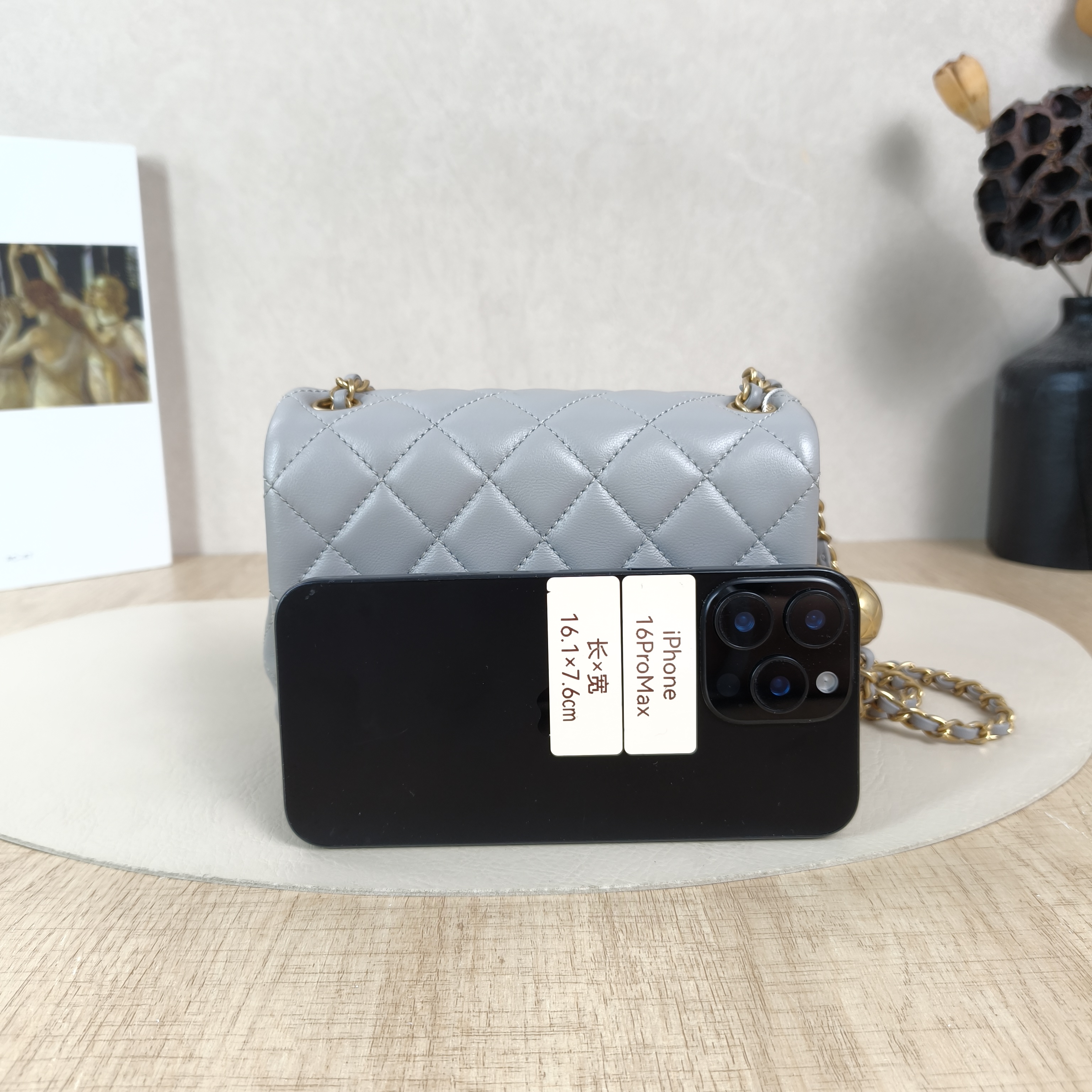 Chanel Crossbody Bag Grey Lambskin 17 × 8 × 13.5 cm — cover view 2 of 6