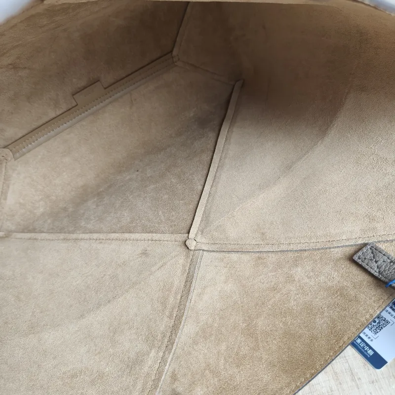 LOEWE Shoulder Bag Puzzle Fold Shopping Tote Dark Grey Calfskin Medium 31.5 × 12.5 × 29 cm — detail view 10 of 14