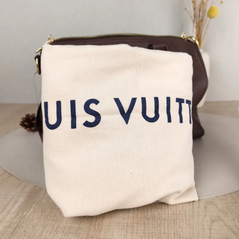 Louis Vuitton Top Handle Bag Speedy Soft 25 Calfskin One Size 25 × 15 × 20 cm — detail view 8 of 13