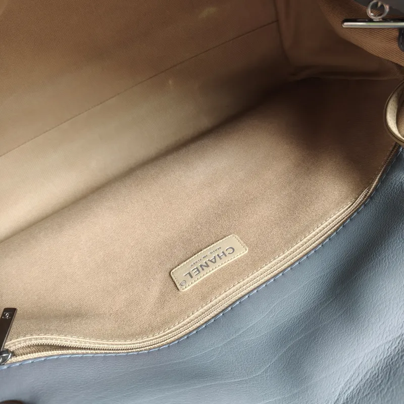 Chanel Shoulder Bag tote Grey Calfskin 38 × 15 × 25 cm 15 — detail view 10 of 10