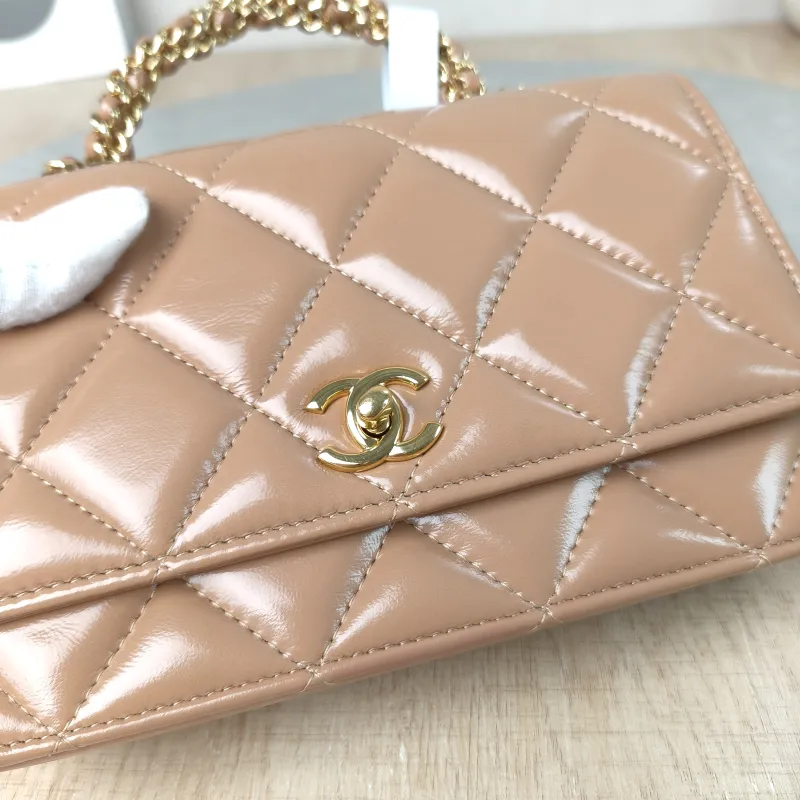 Chanel Crossbody Bag woc Brown Lambskin One Size19.2 × 3.5 × 12.3 cm — detail view 12 of 13
