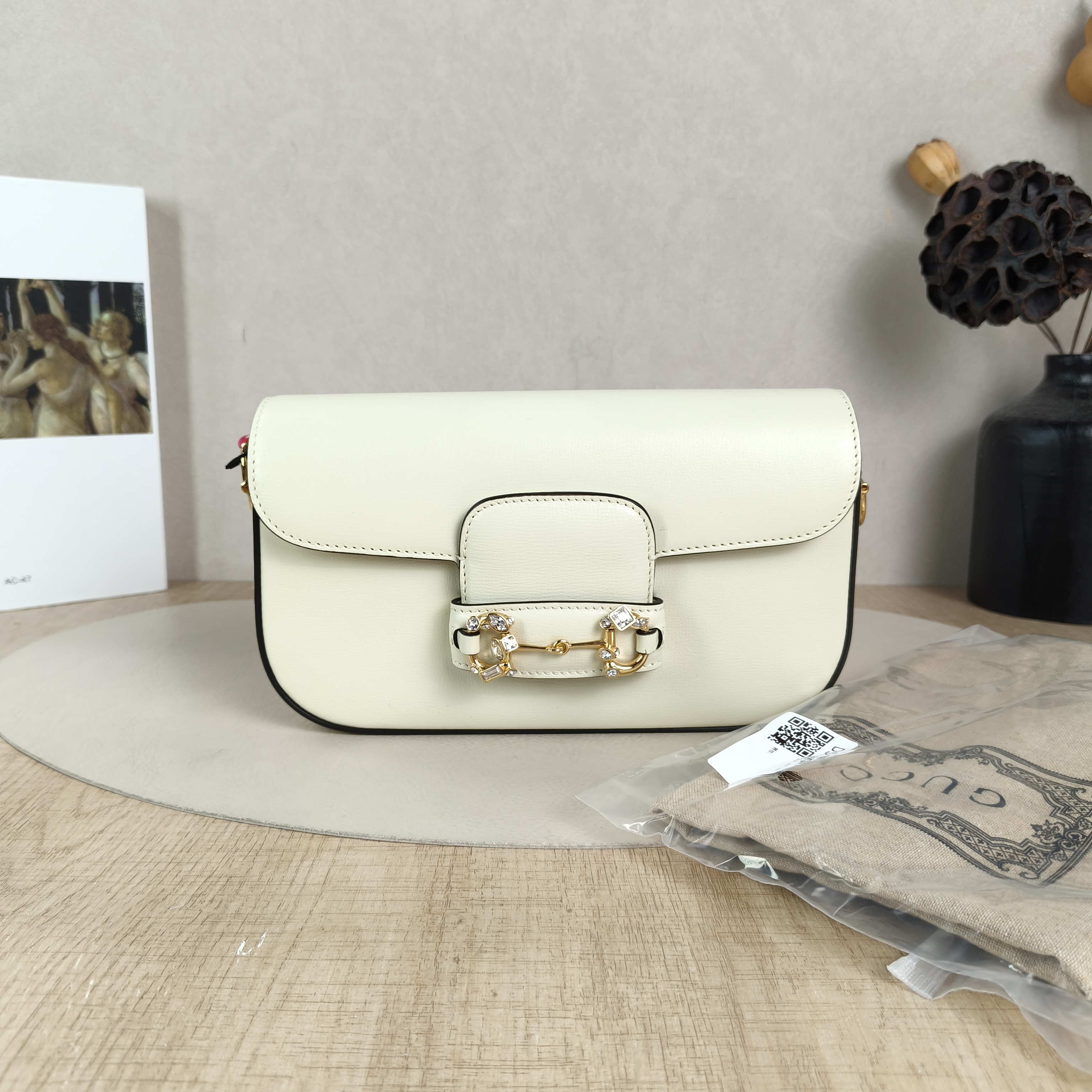 GUCCI Crossbody Bag Horsebit 1955 Horsebit Small Yellow Calfskin Small24 × 5.5 × 13 cm — cover view 5 of 6