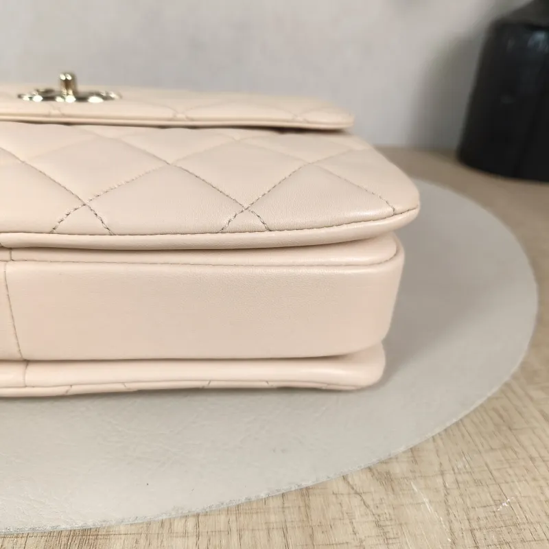 Chanel Crossbody Bag Trendy CC Beige Lambskin Small 25 × 12 × 17 cm 31 — detail view 6 of 14