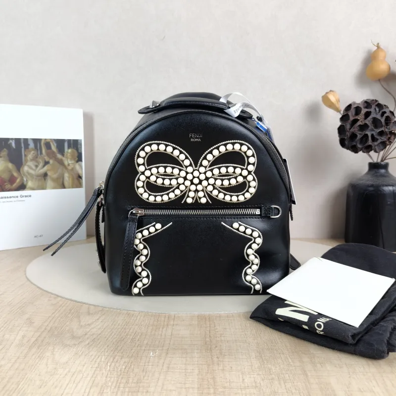 FENDI Backpack Pearl Backpack Black Calfskin One Size21 × 10 × 25 cm — cover view 5 of 6