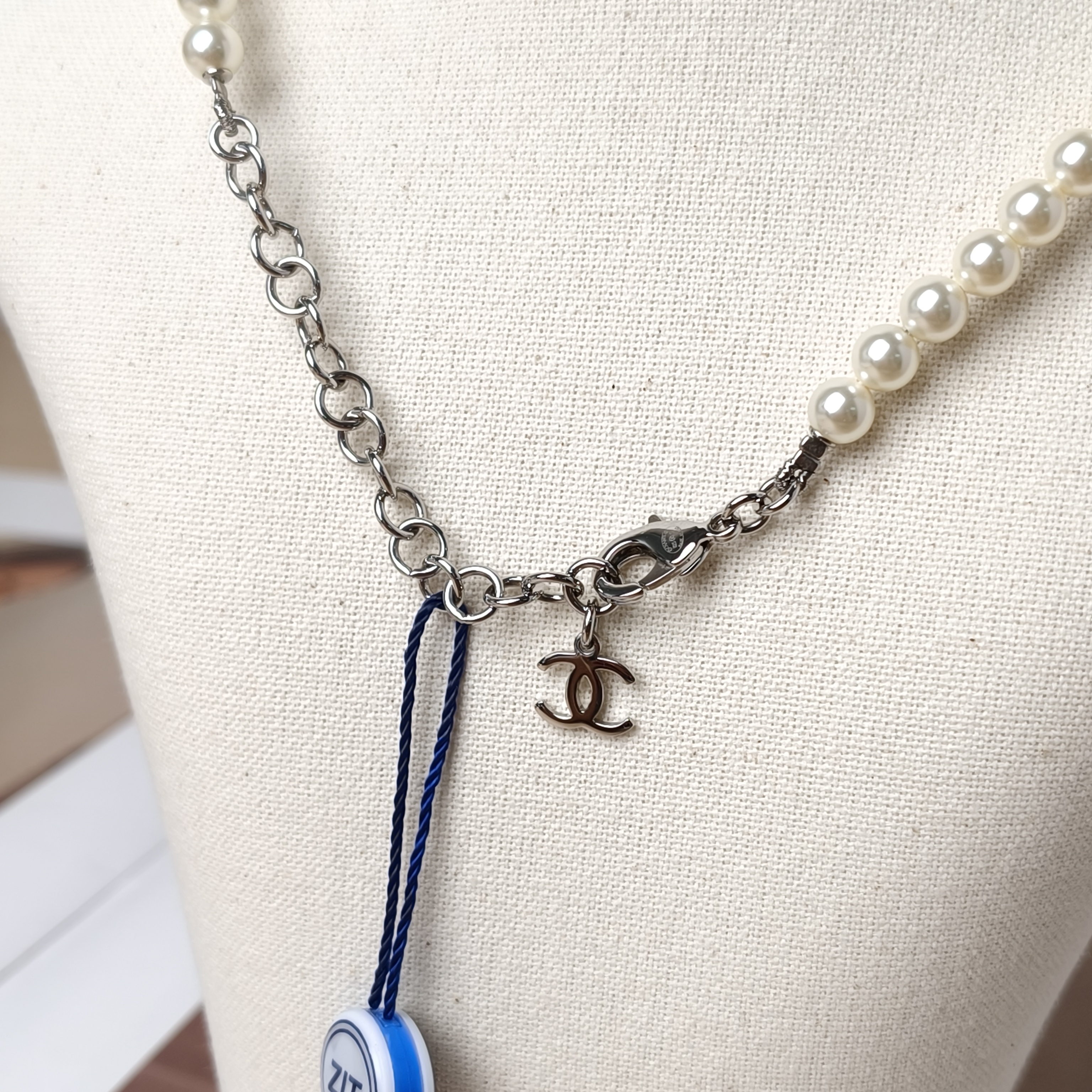 Chanel Necklace25s c Pearl Necklacechocker Silver One Size38cm One Size — cover view 4 of 11