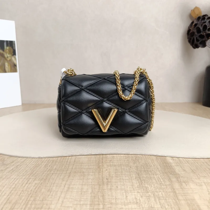 Louis Vuitton Crossbody Bag PICO GO-14 Chain Bag Black Lambskin Mini15 × 6.5 × 10 cm