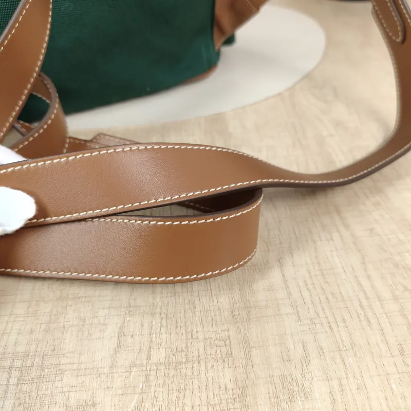 Miumiu Backpack Backpack Green Canvas Large25 × 12.5 × 29.5 cm — detail view 5 of 15