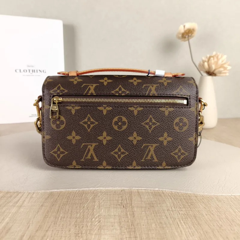 Louis Vuitton Crossbody Bag Pochette Métis East West Monogram PVC Small 21.5 × 6 × 13.5 cm — cover view 3 of 5