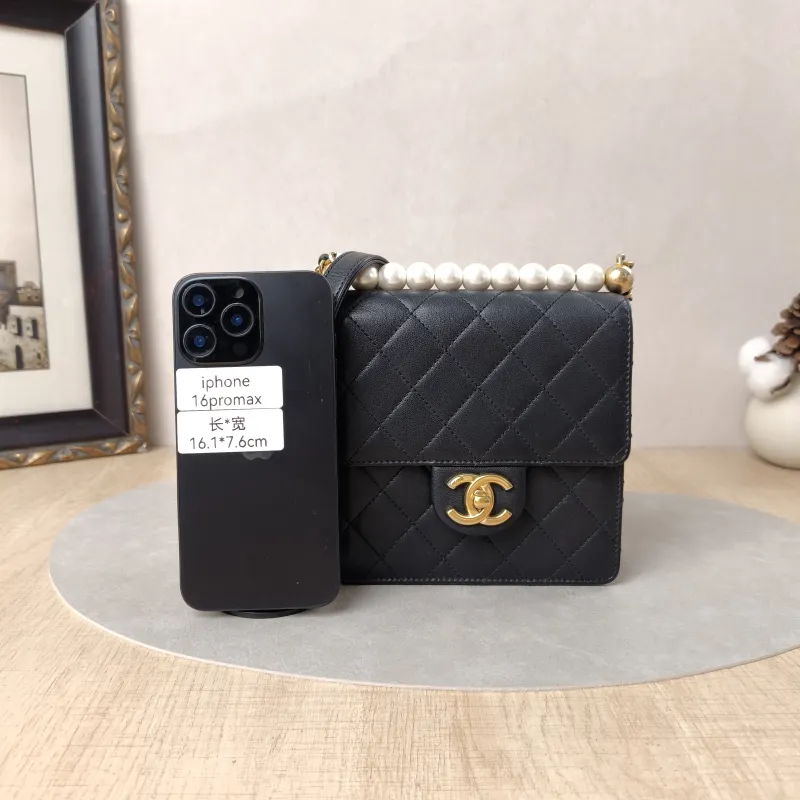 Chanel Crossbody Bag Crossbody Bag Black Calfskin15.5 × 5 × 15 cm — cover view 5 of 5
