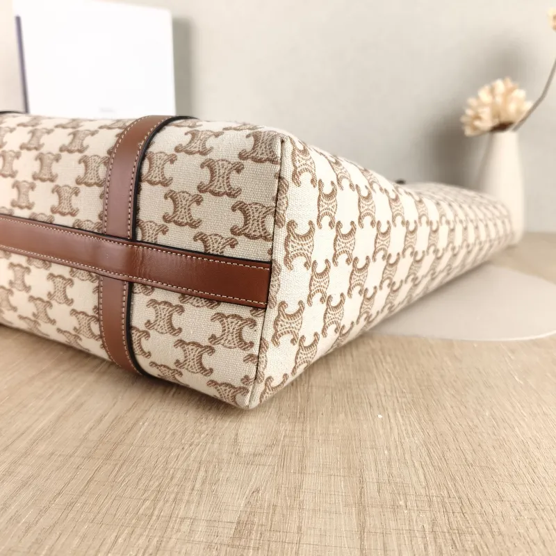 CELINE Shoulder Bag soft shopper Shoulder Bag Brown White Calfskin 31 × 12 × 38 cm — detail view 9 of 10