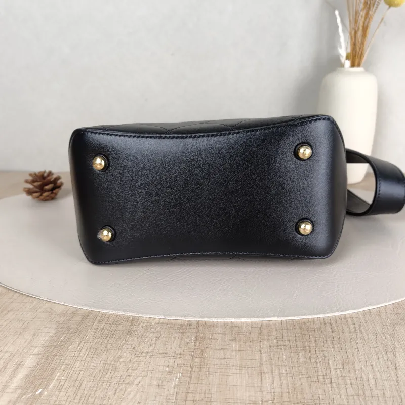 Chanel Crossbody Bag26s Bucket Bag Black Lambskin Small26 × 11 × 19 cm — cover view 6 of 6