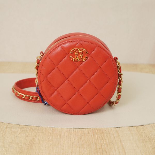 Chanel 19bag Red Lambskin28 · Dust Bag Authenticity Card · 12 × 5.5 × 12 cm