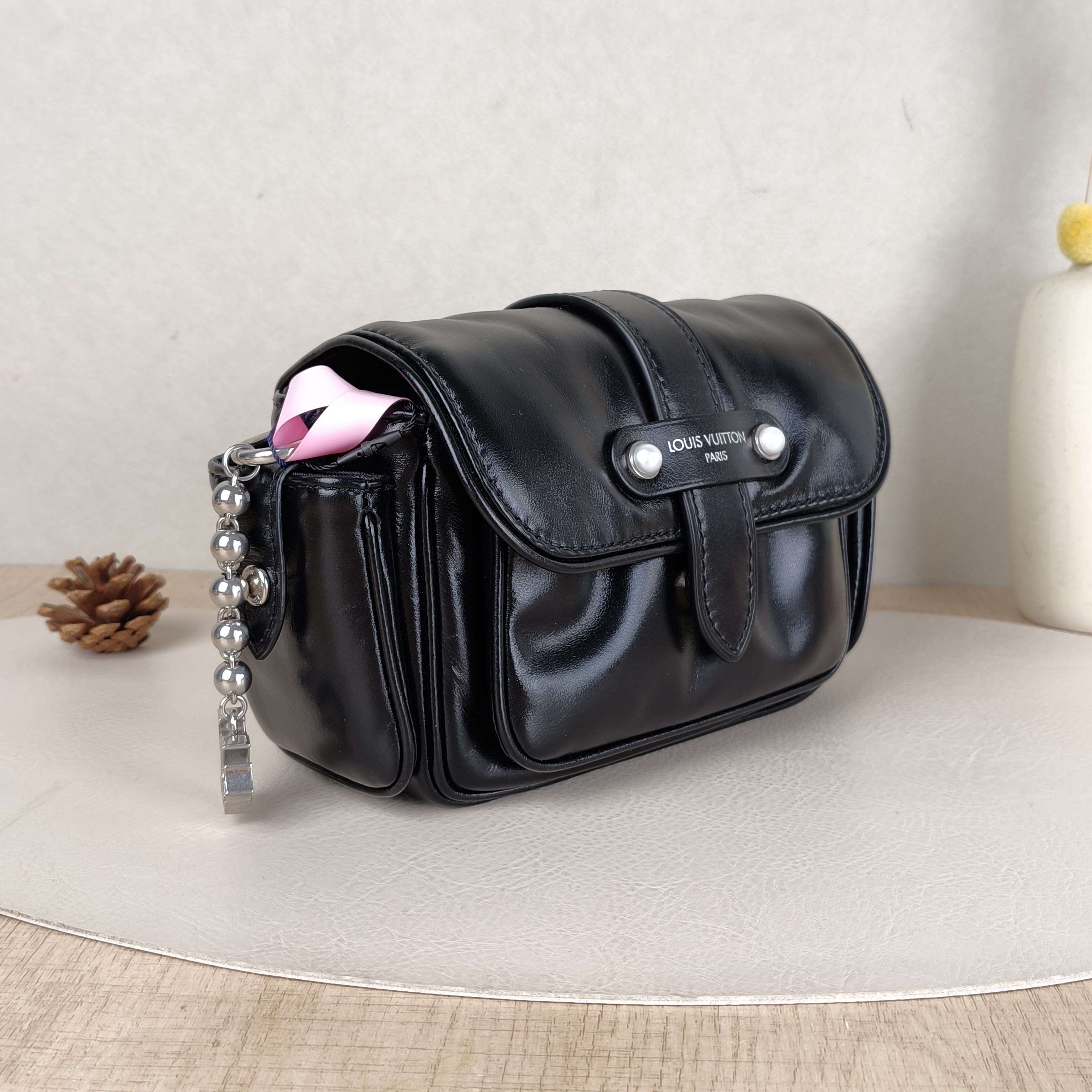 Louis Vuitton Crossbody Bag CARGO Camera Bag Black Calfskinmini23 × 10 × 14 cm — cover view 3 of 5
