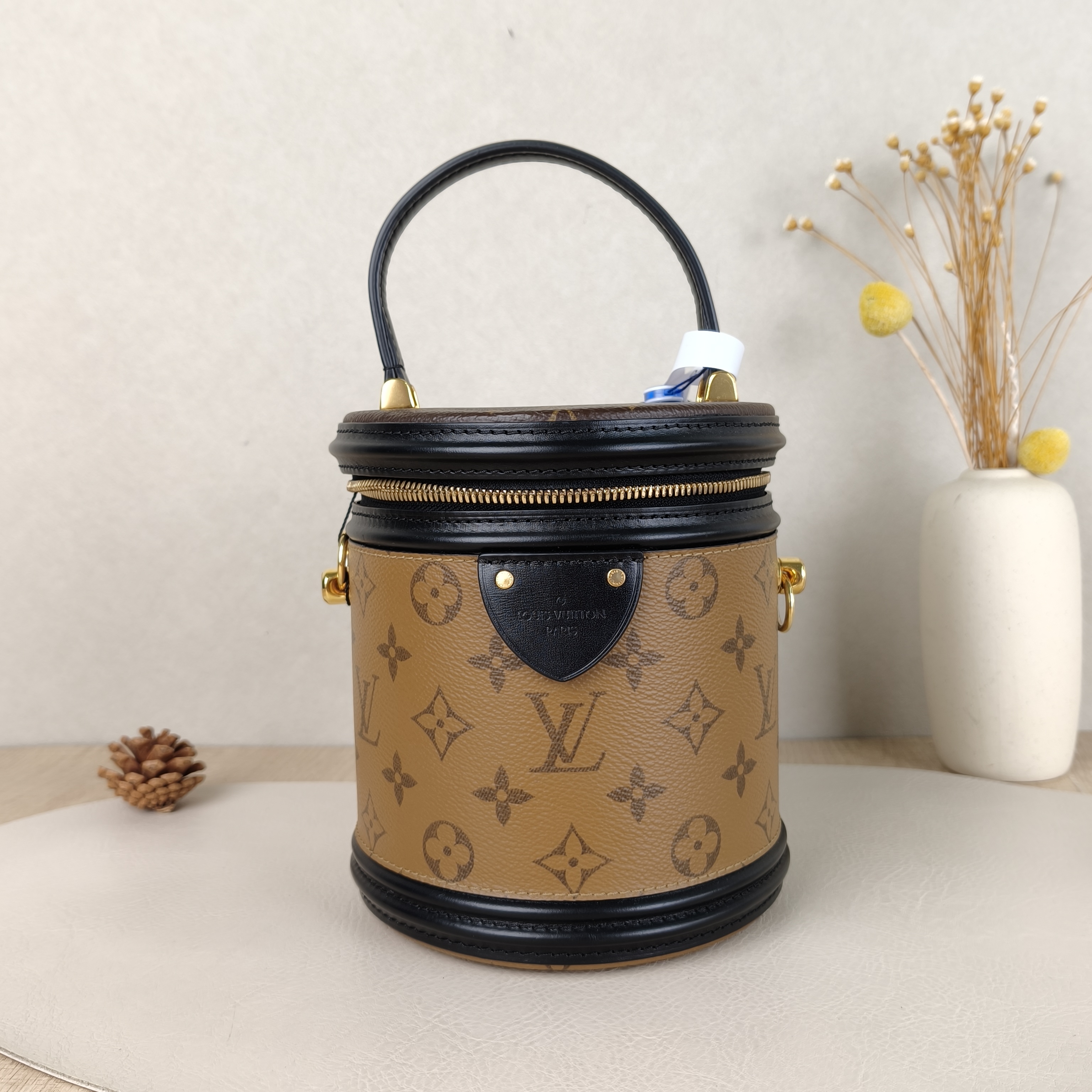 Louis Vuitton Crossbody Bag Cannes Monogram PV Cmini15 × 15 × 17 cm