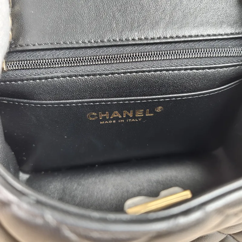Chanel Crossbody Bag Classic Flap Mini CF Mini Black SL ambskin Mini 17 × 8 × 13.5 cm — detail view 6 of 14
