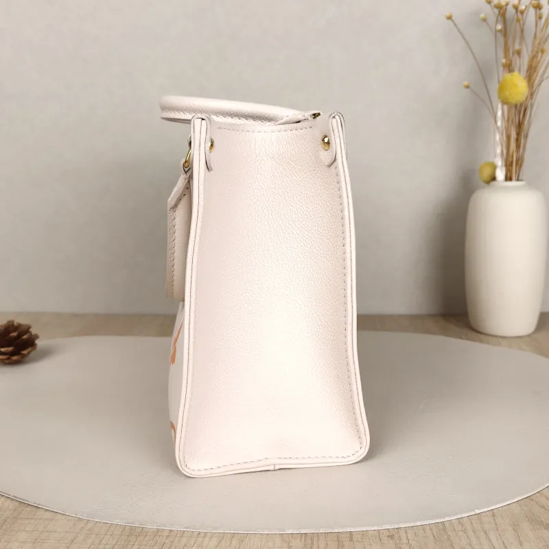 Louis Vuitton Shoulder Bag Onthego White Empreinte Embossed Calfskin Monogram Small25 × 11.5 × 19 cm — detail view 5 of 12