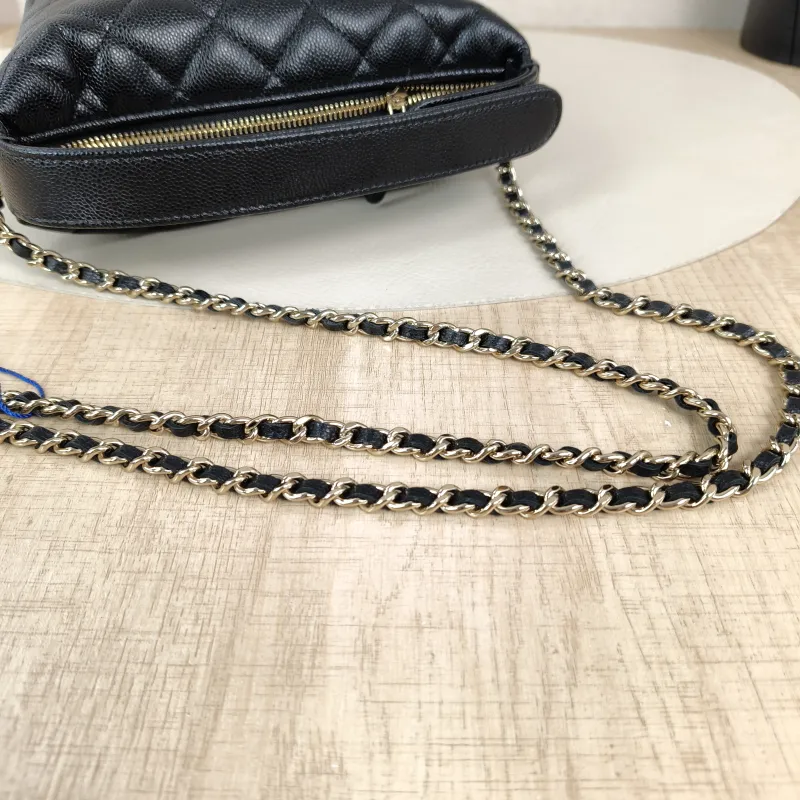 Chanel Crossbody Bag25c Vanity Case Bag Black Grained Calfskin One Size16 × 6 × 13 cm — detail view 9 of 12