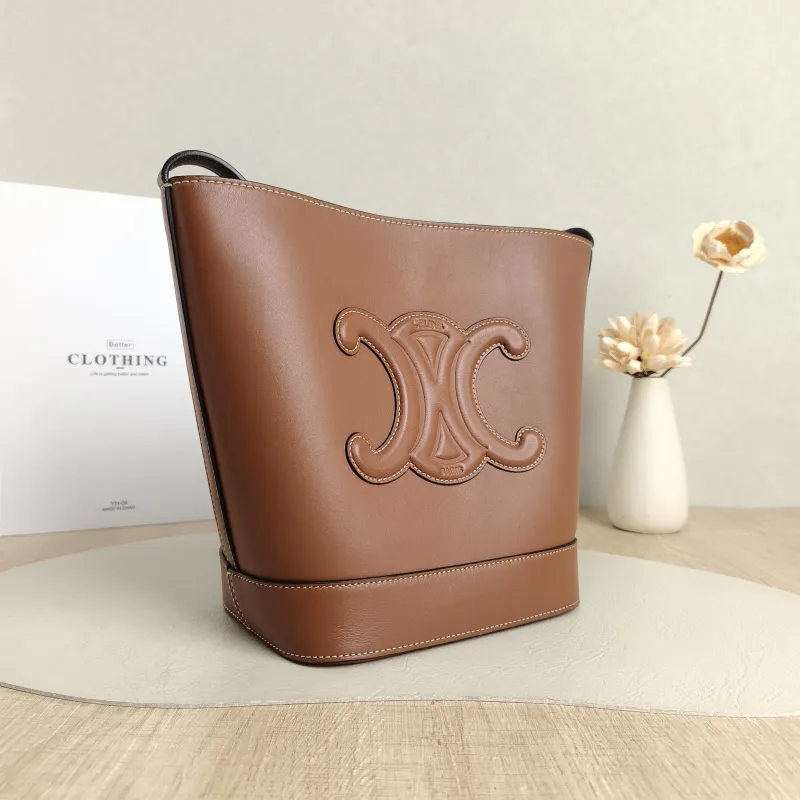 CELINE Shoulder Bag BUCKET TRIOMPHE Bucket Bag Calfskin Small17 × 10 × 22 cm — cover view 3 of 5