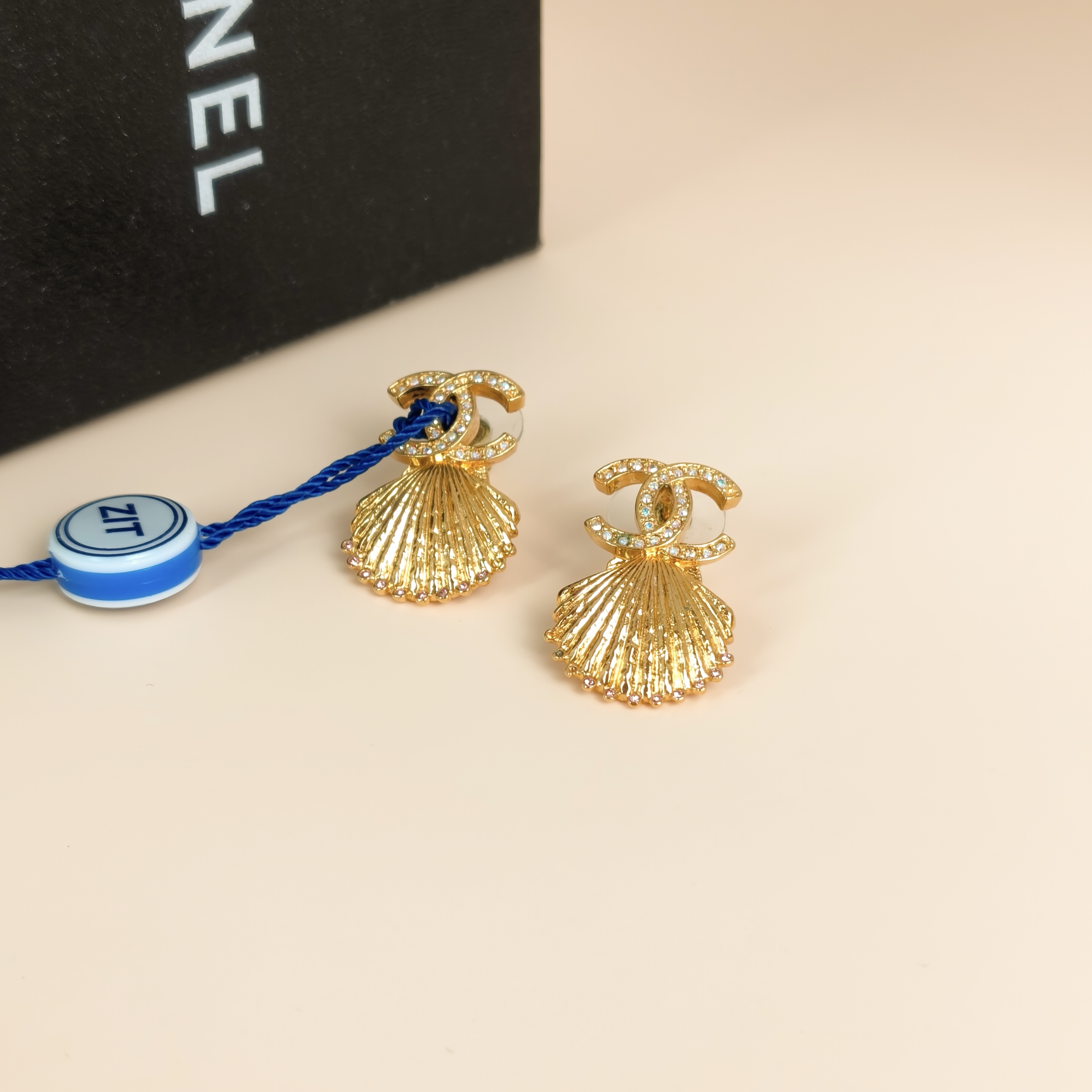 Chanel Earrings Earrings Gold One Size — cover view 4 of 7