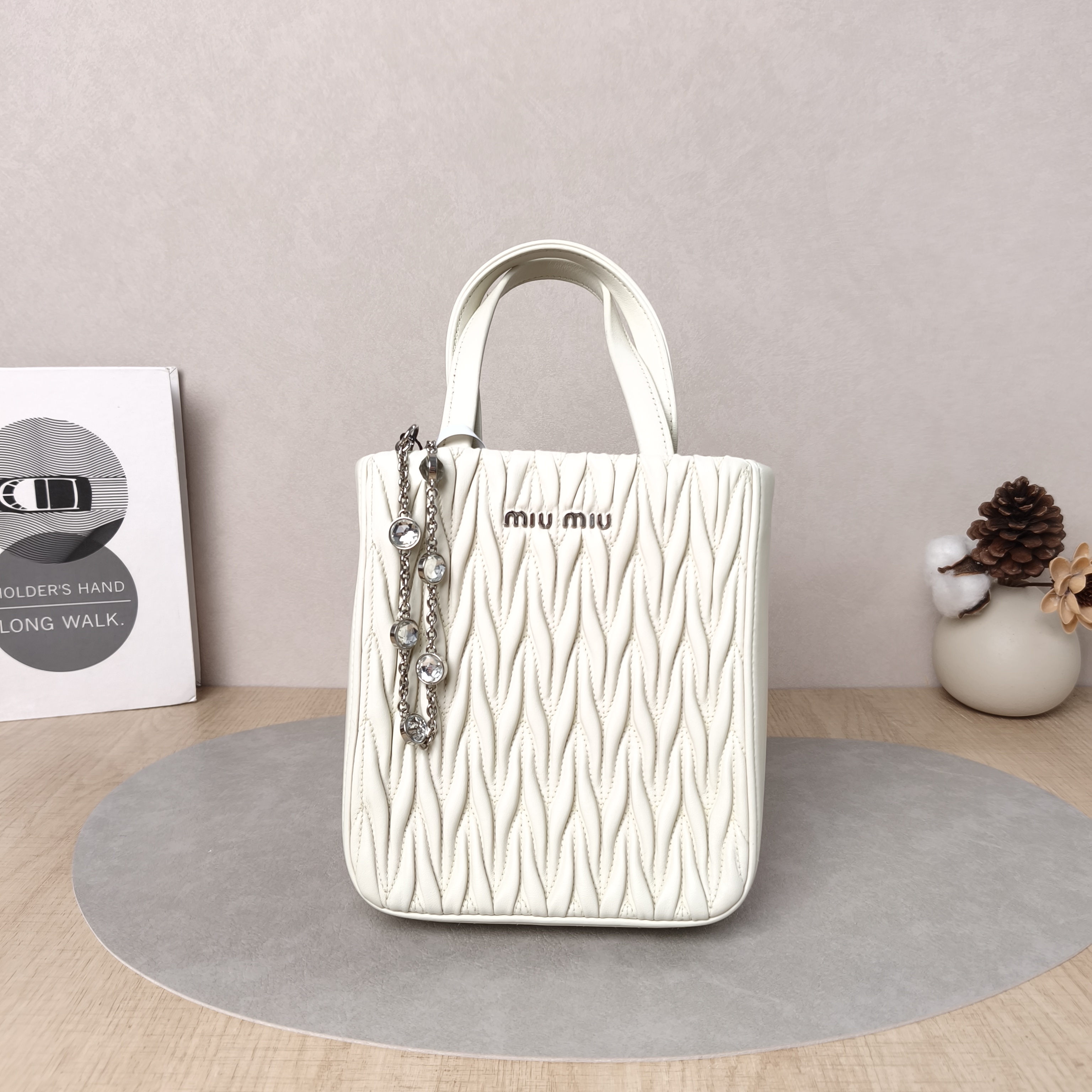 Miumiu Top Handle Bag White Lambskin One Size16 × 5 × 18 cm