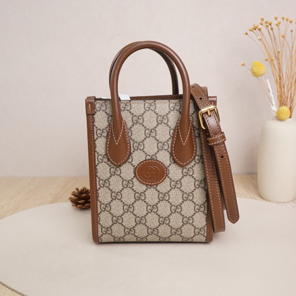 GUCCI Crossbody Bag GG Retro Collection Tote Bag Brown PVC16 × 7 × 20 cm